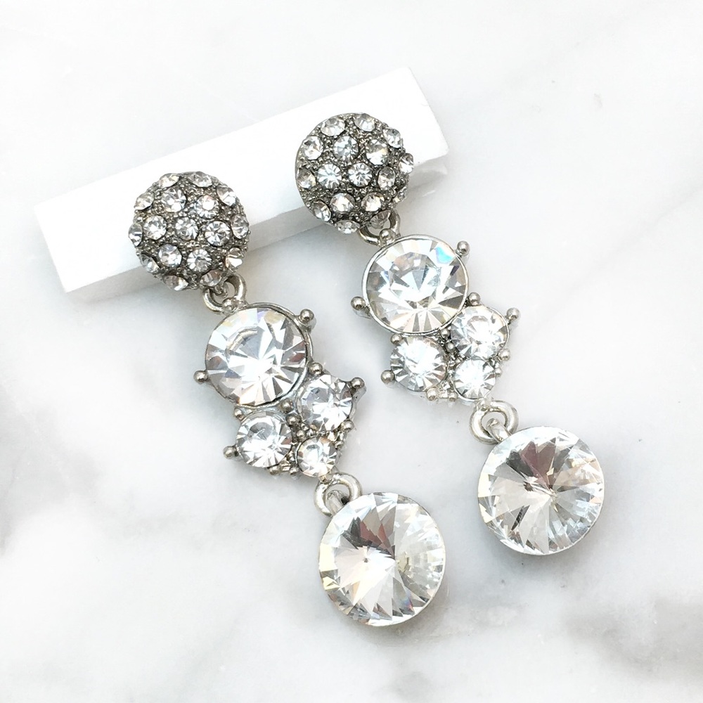 Clear Austrian Crystal Earrings.  e1 - Picture 2 of 4